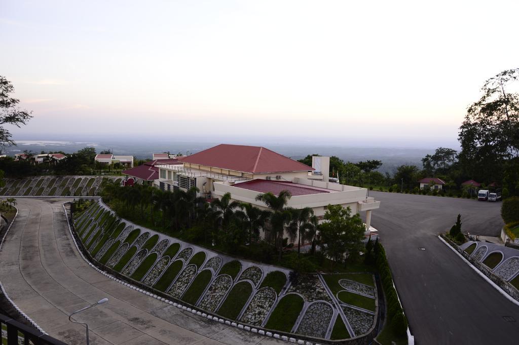 Mount Pleasant Hotel Oattara Thiri Extérieur photo