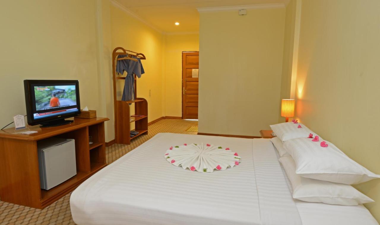 Mount Pleasant Hotel Oattara Thiri Extérieur photo