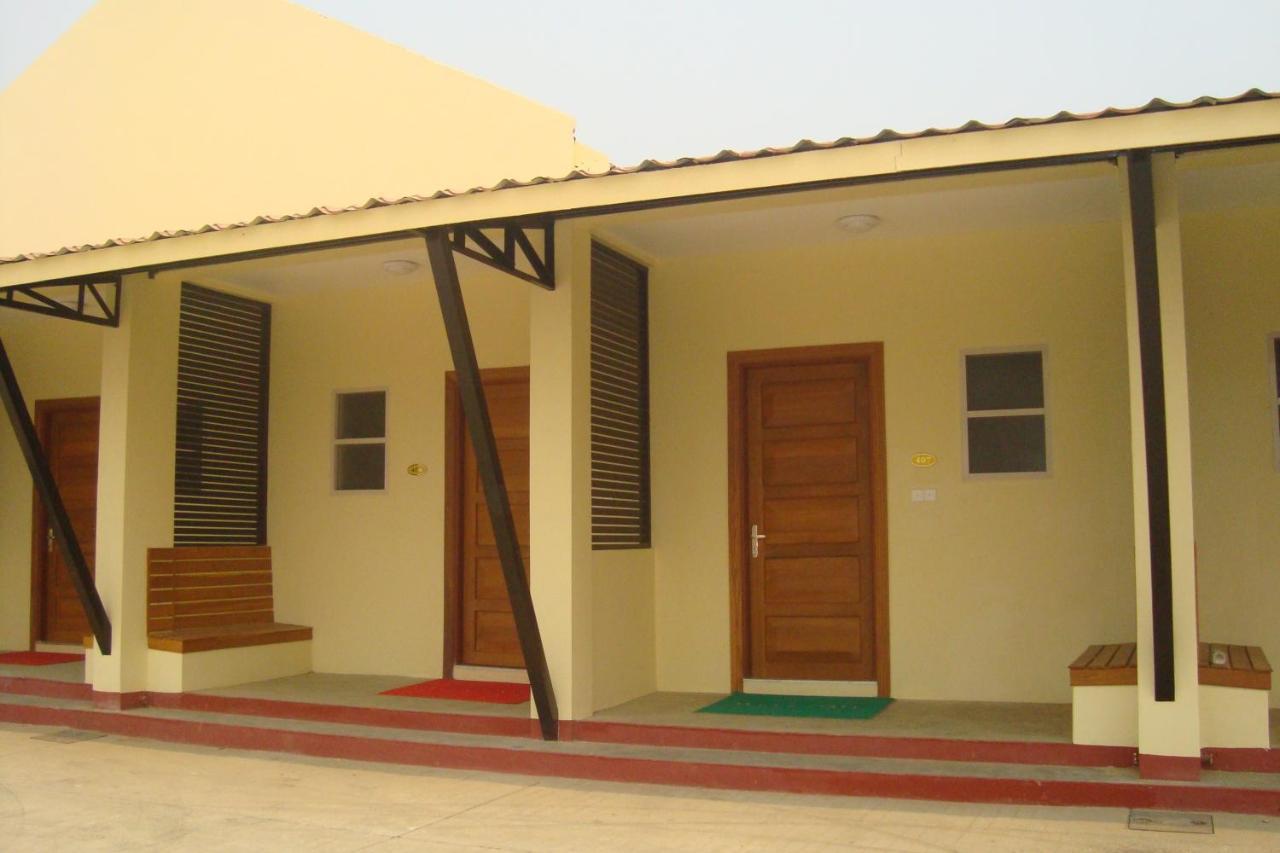 Mount Pleasant Hotel Oattara Thiri Extérieur photo
