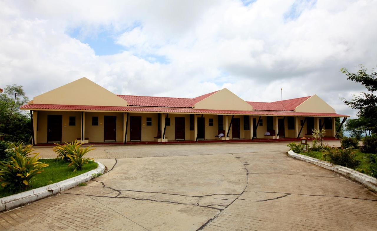 Mount Pleasant Hotel Oattara Thiri Extérieur photo